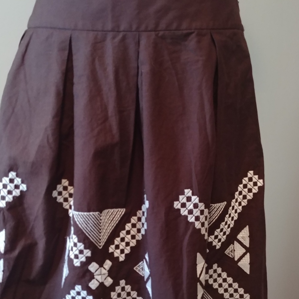 Peck and Peck collection embroidered A line skirt.